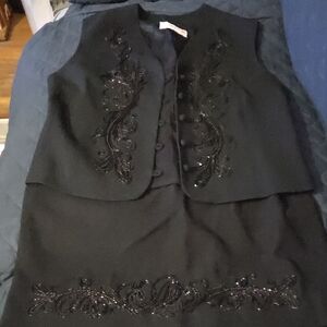 Chic Black Embroidered Women's Vest and Skirt Ensemble